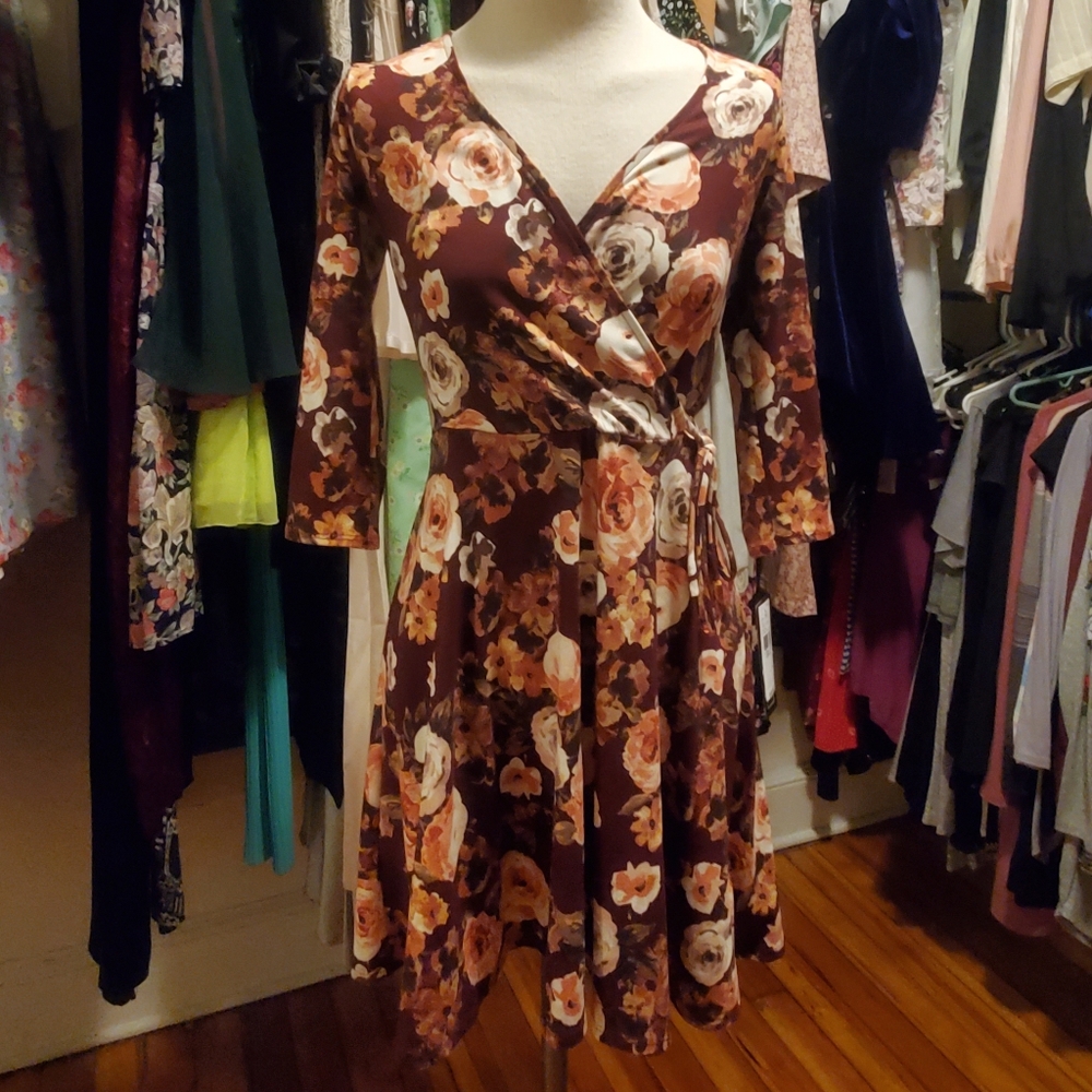 A. BYER Dresss SIZE SMALL - TAGS STILL ON!
